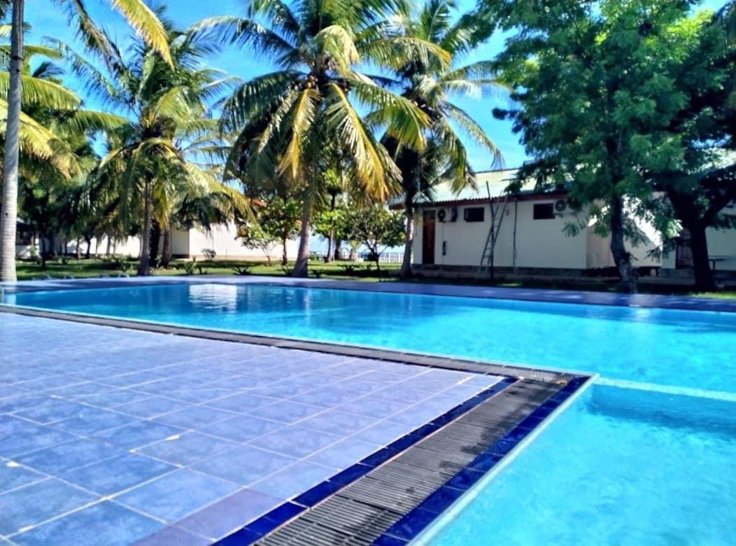 Pearl Oceanic Resort - Trincomalee Exterior foto